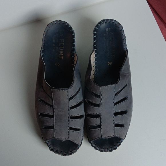 La Plume Sandals Womens 39 (US 9.) Blue Leather  Strap Slip On Wedge Heel - Picture 1 of 3